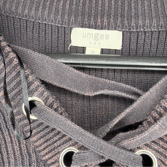 Umgee Women's Brown Lace-Up Sweater - Picture 3 of 3